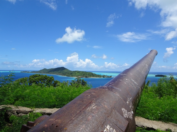 Bora Bora lookout point and canons